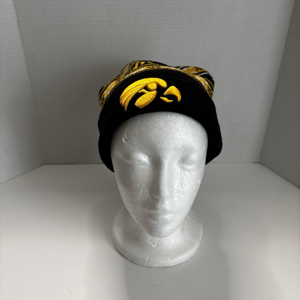 Iowa‎ Hawkeyes Beanie Black Yellow Embroidered Logo Front Back Knit Warm - Picture 4 of 4